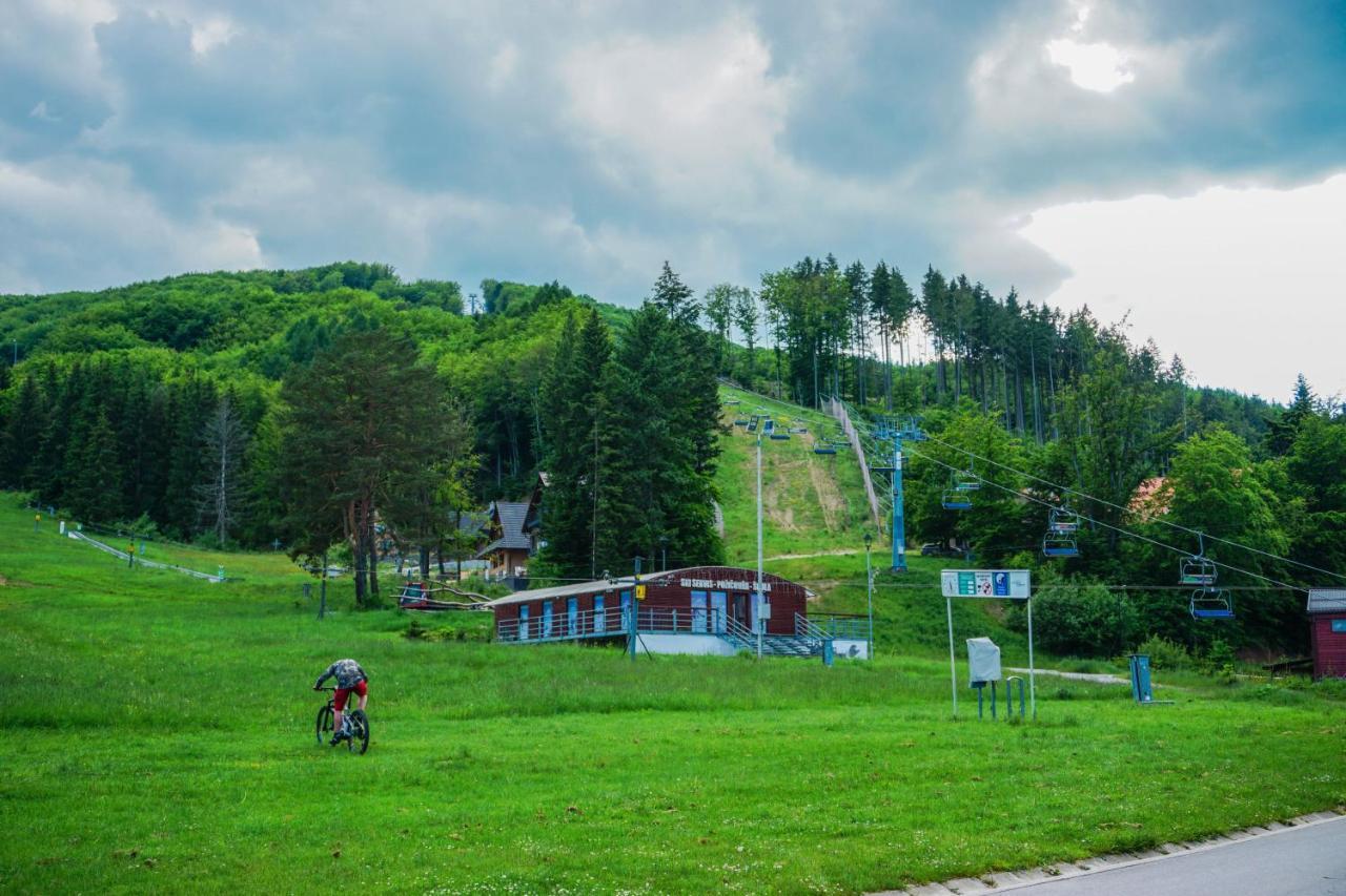 Penzion Deer Valča Dış mekan fotoğraf
