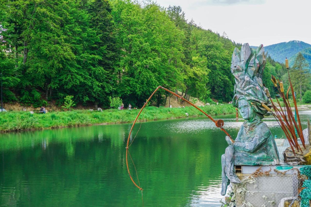 Penzion Deer Valča Dış mekan fotoğraf
